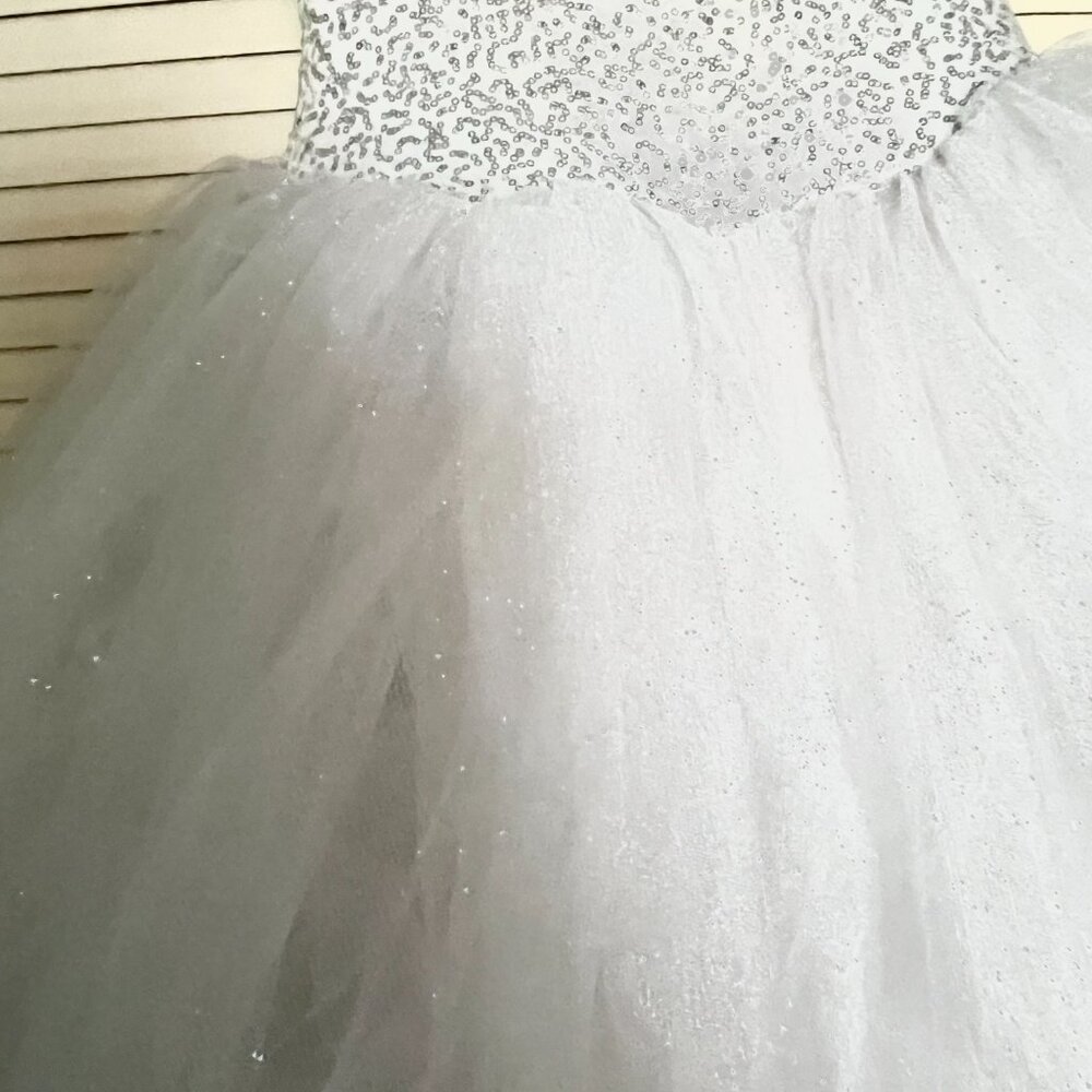 ‘Curtain Call’ White Sparkly Child’s Gown/Theatrical Dress* - Picture 4 of 7